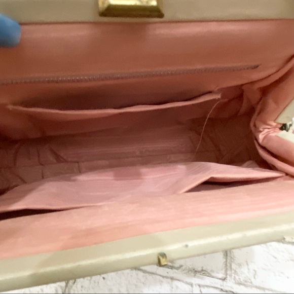 Vintage Beige Floral Needlepoint Clutch Handbag - Picture 11 of 16